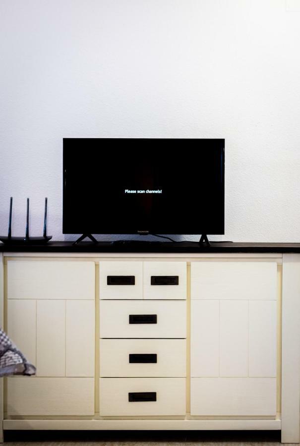 Apartament Hola